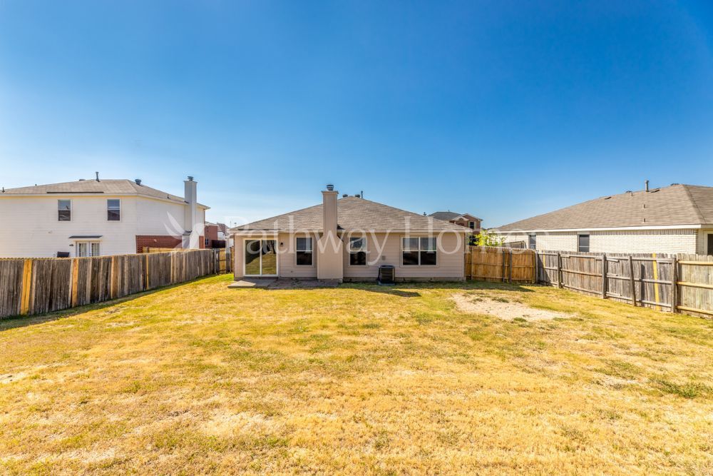 Building Photo - 1405 Dundee Dr