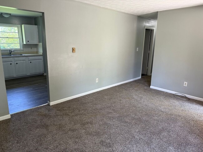 Building Photo - 3673 Bass Ct