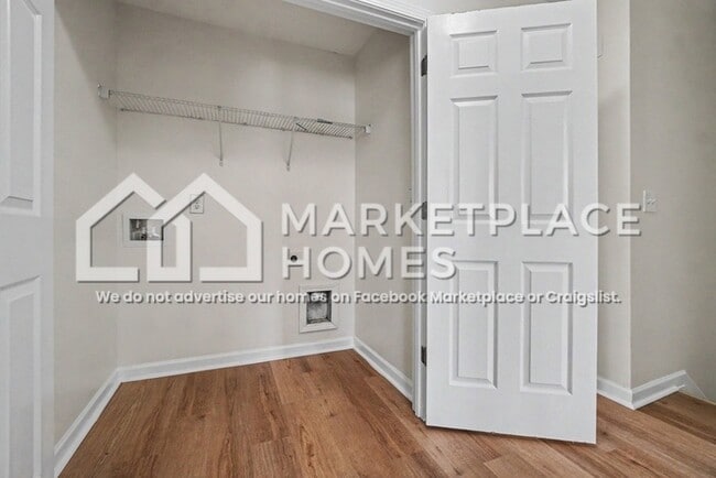 Building Photo - 5786 Westchase St