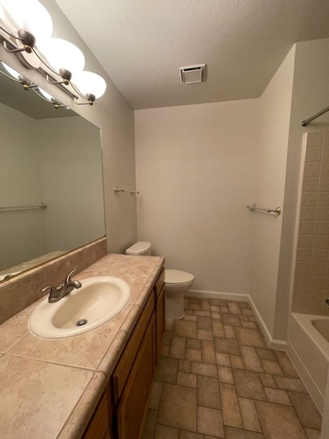 Building Photo - 3668 Cherrywood Dr