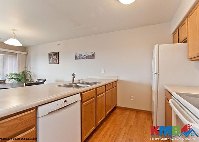 Building Photo - 368 Camden Rd