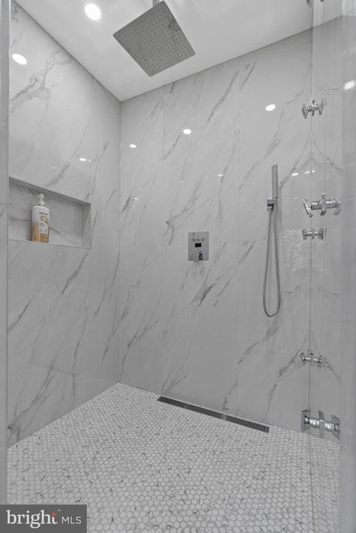 Building Photo - 6309 Bradley Blvd