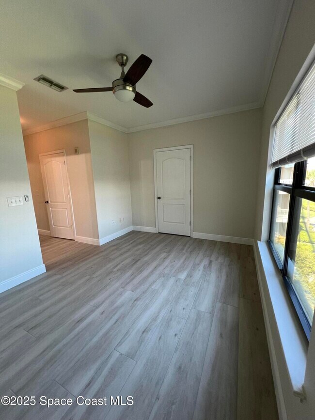 Building Photo - 6421 Borasco Dr