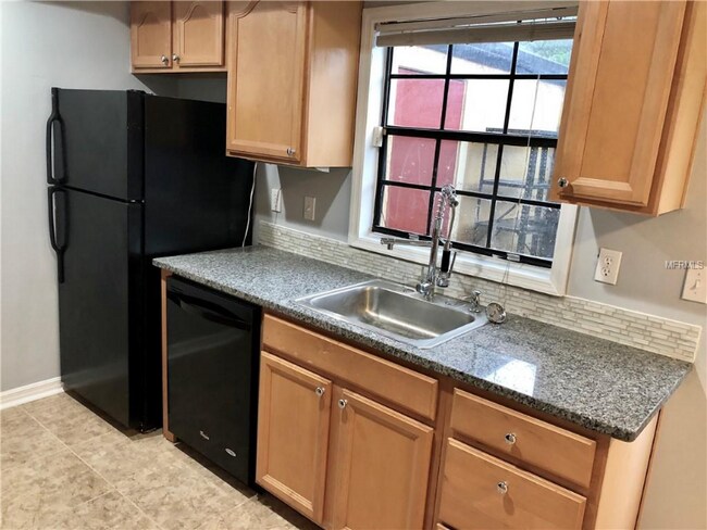 Building Photo - 7404 Woodburn Ct