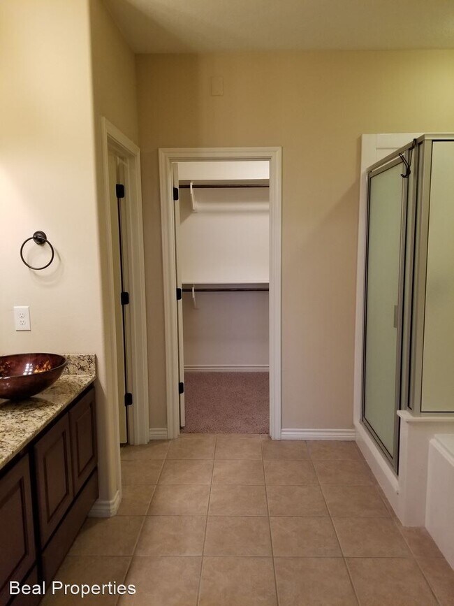 Building Photo - 4311 Whispering Creek Ct