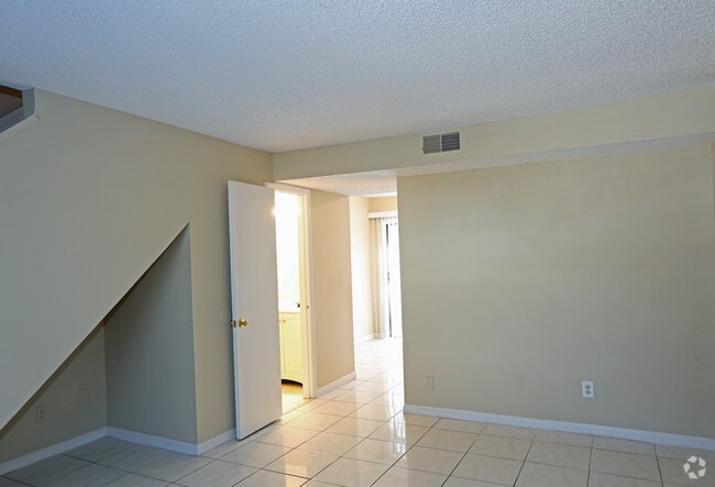 Living room facing kitchen - Temple Crest Townhomes