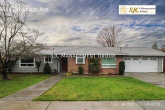 Building Photo - 412 Kincaid Ave