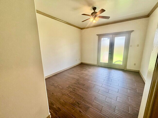 Building Photo - 8216 Casa Verde Rd