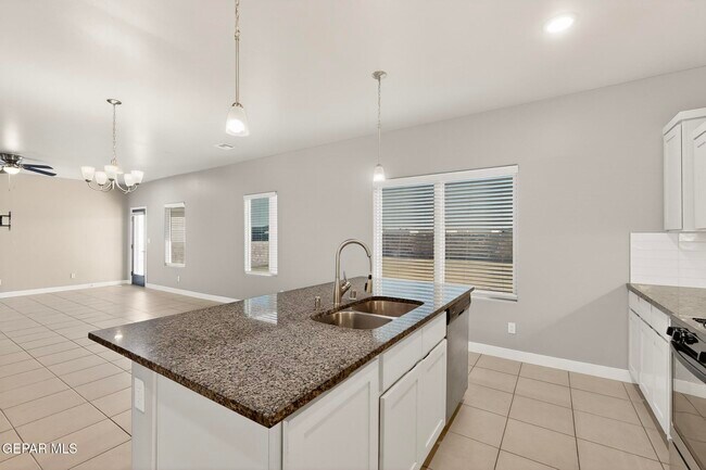 Building Photo - 13808 Garforth Ave