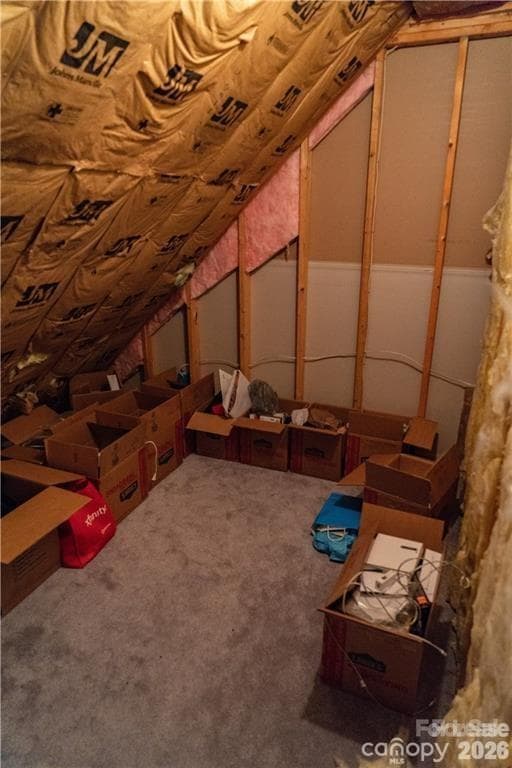 Building Photo - 40 Crestwood Dr