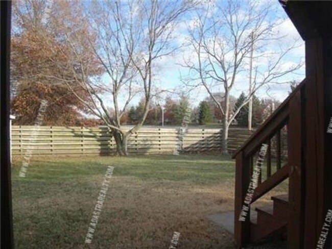 Building Photo - Beautiful Olathe Home-Coming SOON!!