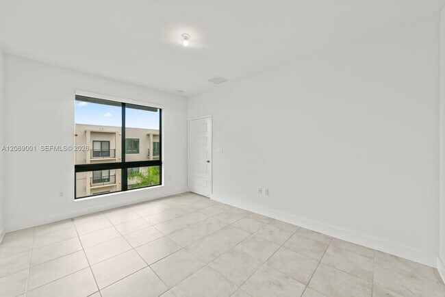 Building Photo - 8301 NW 41st St