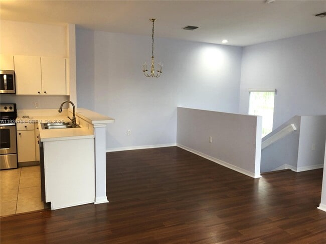 Building Photo - 4272 SW 131st Ln