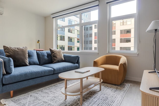 Building Photo - 1955 129th Ave NE