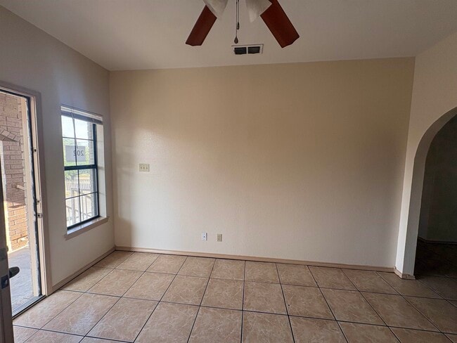 Building Photo - 4419 Springfield Ave