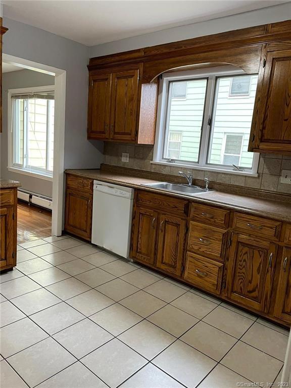 Building Photo - 30 Tremont Ave