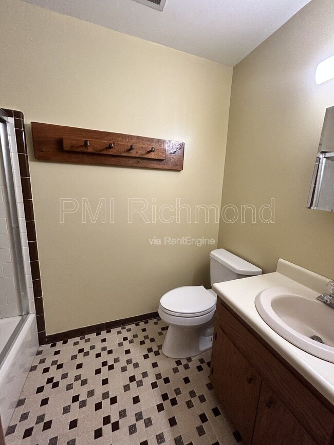 Building Photo - 613 Rebel Ridge Rd