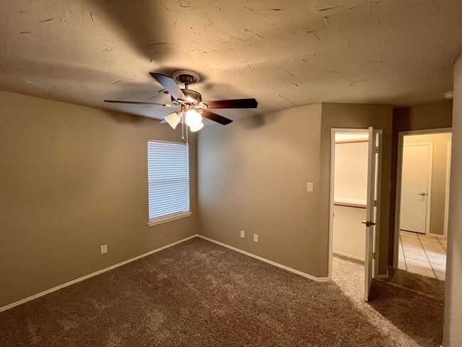 Building Photo - 2805 Yorkfield Ct