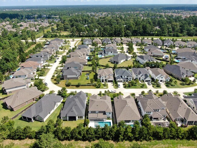 Building Photo - 41 Snowdrop Lily Dr