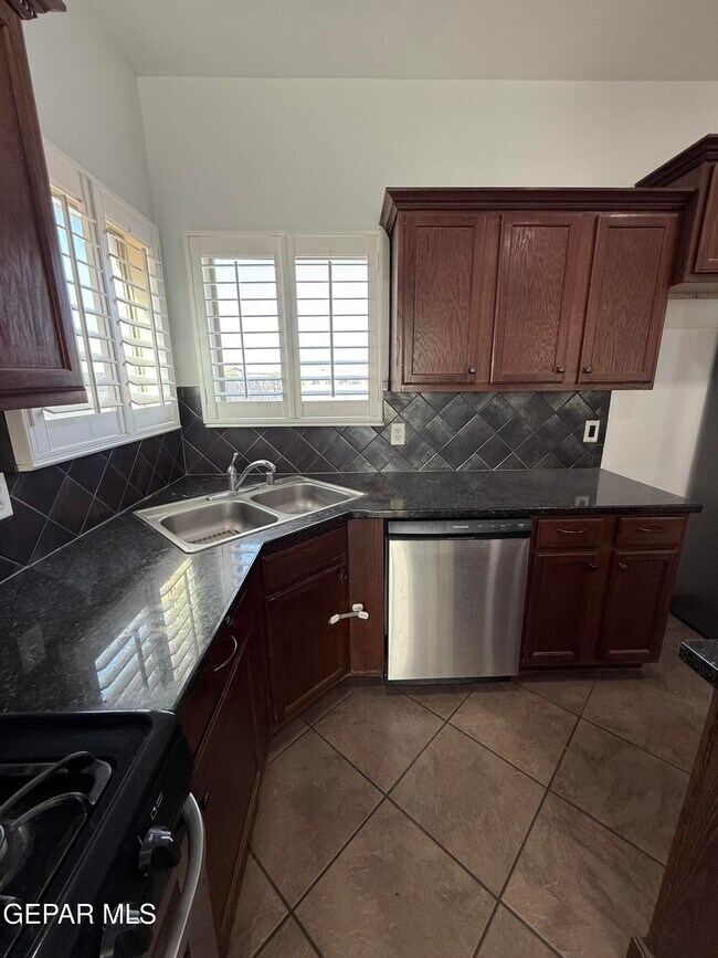 Building Photo - 3157 Diego Aidan Dr