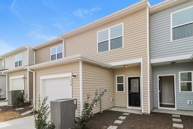 Building Photo - 650 Wendell Falls Pkwy