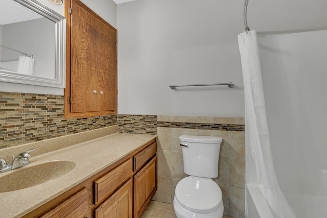 Building Photo - 9641 Meadow Ln