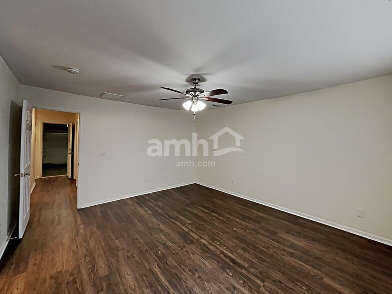 Building Photo - 20 Shenandoah Way