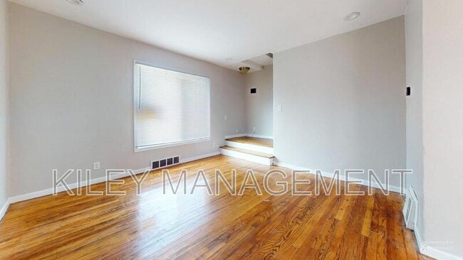 Building Photo - 8956 Rutherford St