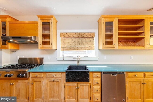 Building Photo - 7 N Loudoun St