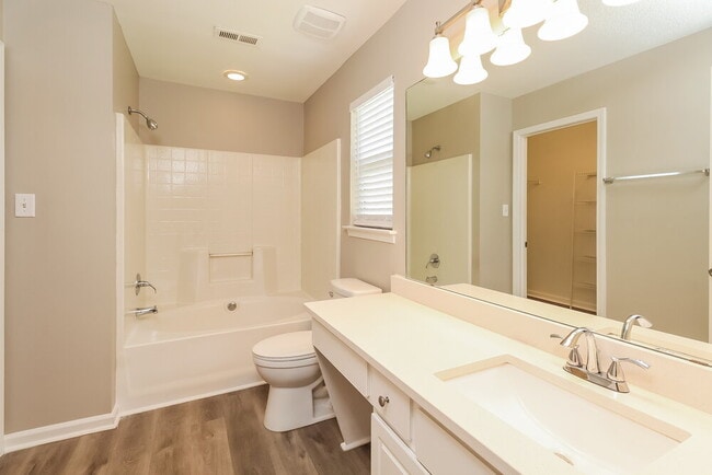 Building Photo - 9129 Shenington Pl