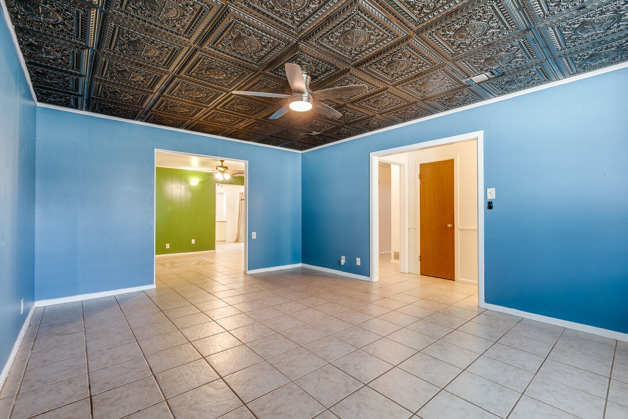 Building Photo - 123 Stardream Dr