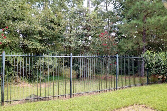 Building Photo - 22017 Royal Timbers Dr