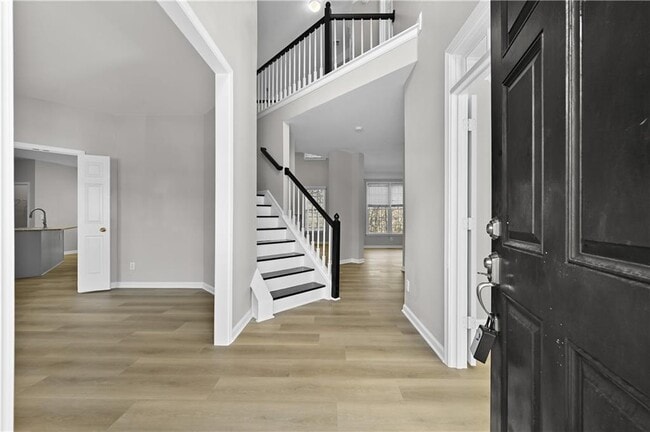 Building Photo - 137 Towne Park Dr