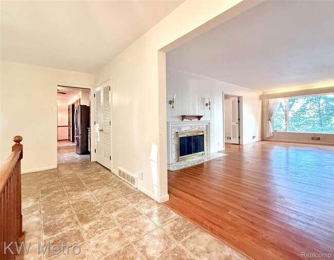 Building Photo - 1448 Inwoods Cir
