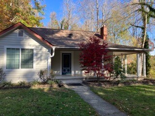 Building Photo - 202 N Spring St