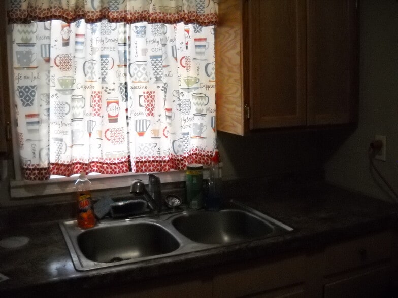 Kitchen - 3614 NE 19th Ave