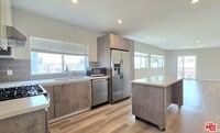 Building Photo - 8532 Cashio St