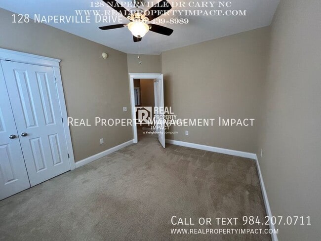 Building Photo - 128 Naperville Dr