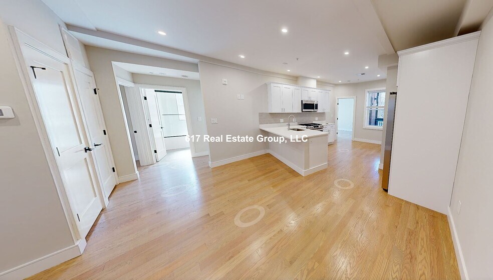 Primary Photo - 161 Allston St