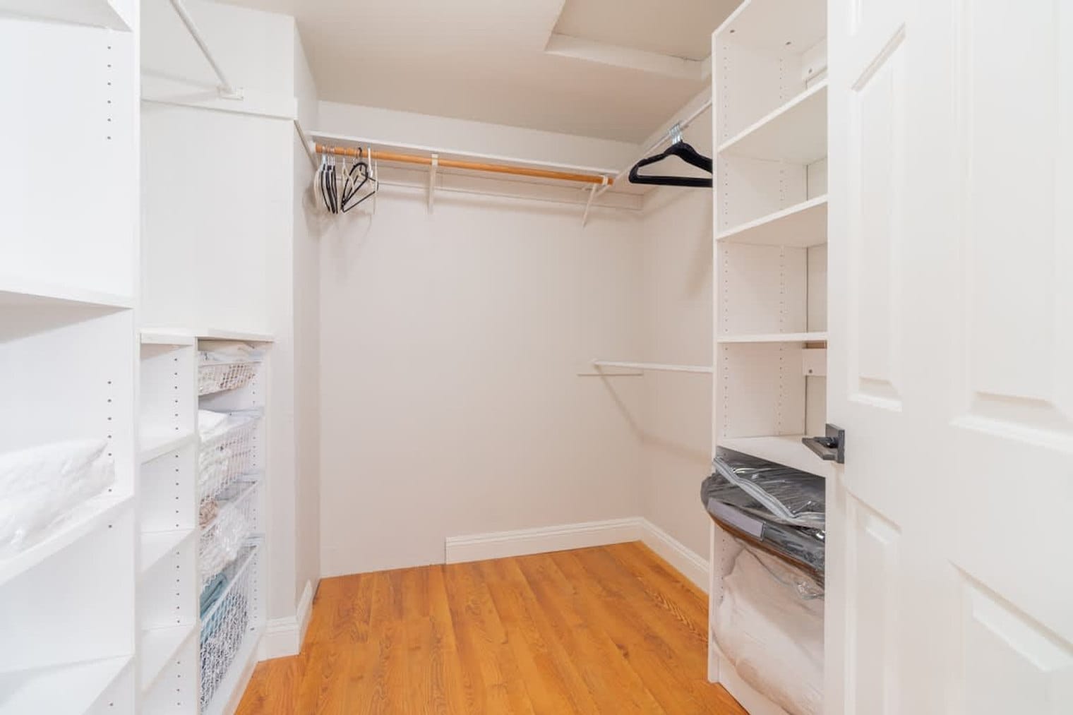 Building Photo - 6511 Enchanted Valley Dr