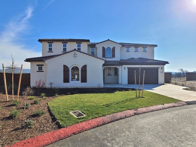 Building Photo - BEAUTIFUL BRAND NEW "NEXT-GEN" HOME W/ SOLAR & SIERRA VIEWS!!