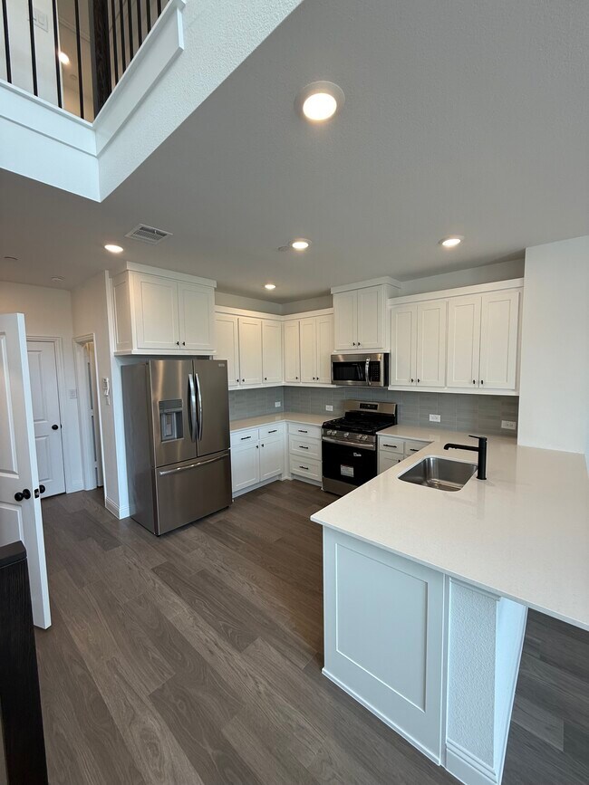 Building Photo - 1028 Bristleleaf Wy