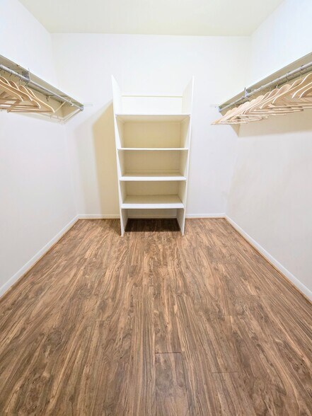 Building Photo - 16810 Edloytom Way