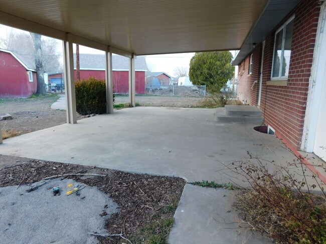 Building Photo - Spacious Ranch in Orchard Mesa