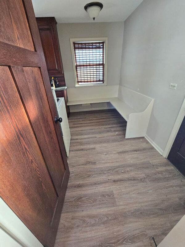 Building Photo - 5800 N Girard Ave