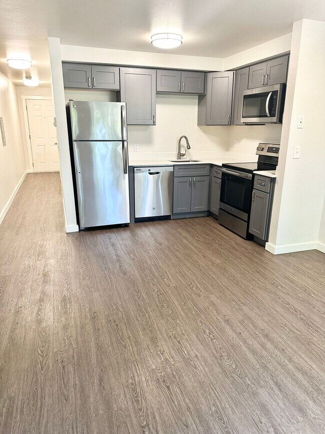 Interior Photo - Nordic Pointe
