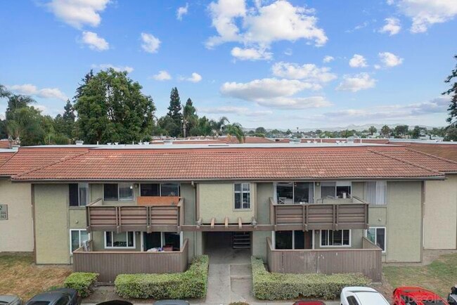 Building Photo - 615 Fredricks Ave