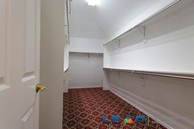 Building Photo - Beautiful home in Hurst-Euless-Bedford ISD