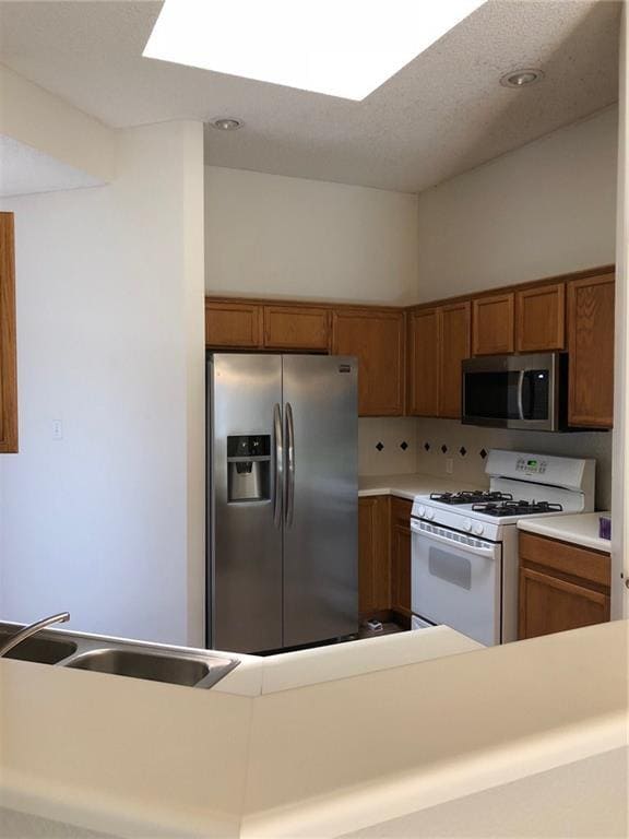 Building Photo - 7600 Amanda Ellis Way