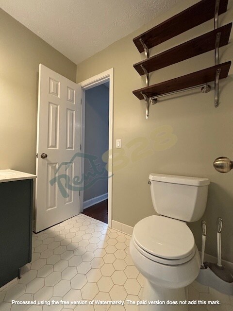 Building Photo - 201 Camellia Way